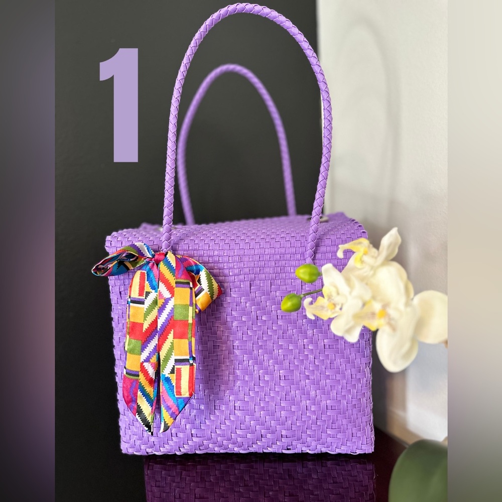 Hand woven plastic bag